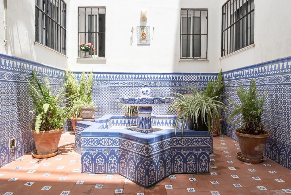 Thyssen Museum Apartment Malaga Exterior photo